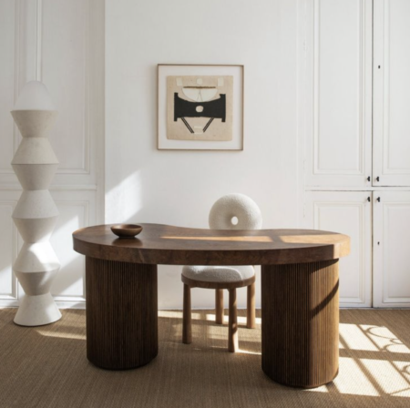 Bureau en bois de noyer