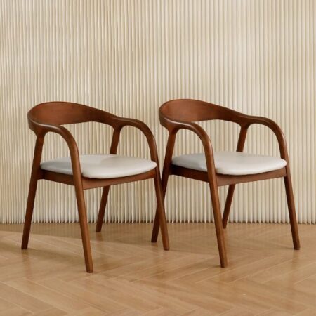 Chaise en bois de chêne et tissu sur-mesure